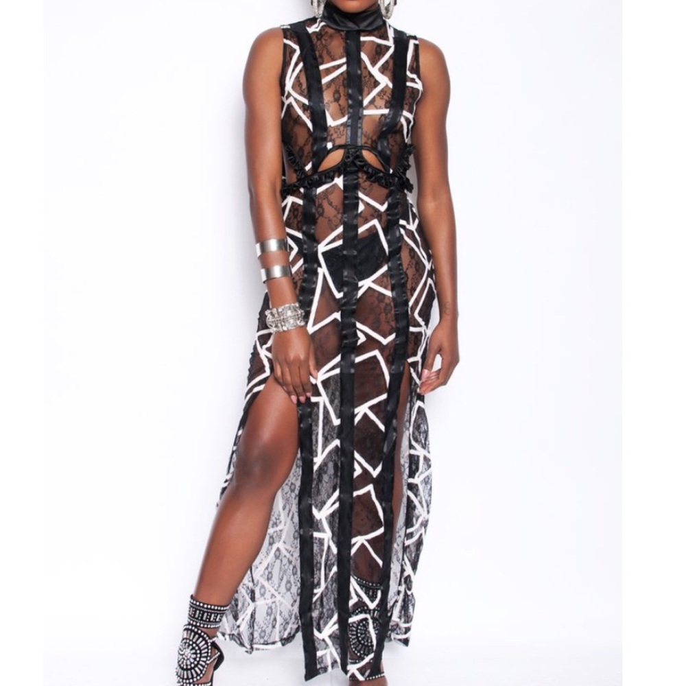 Black Sheer Lace Mock Neck White Geo Print Gown